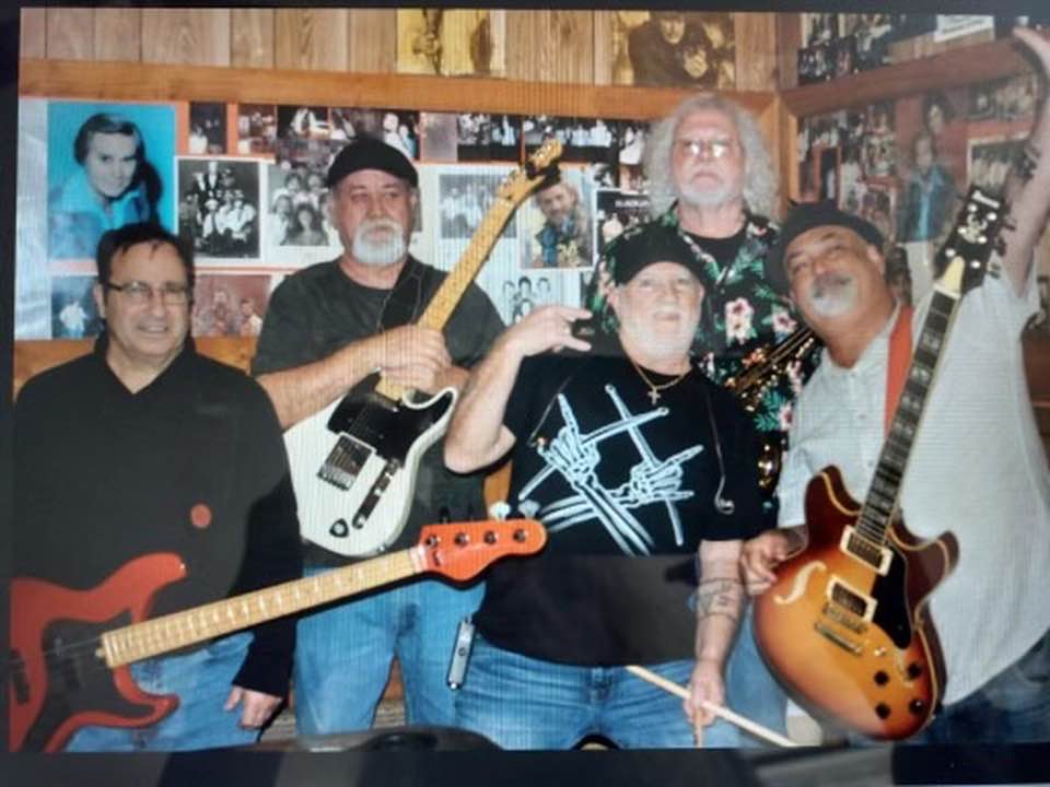 The Cruisers at Buddylou’s